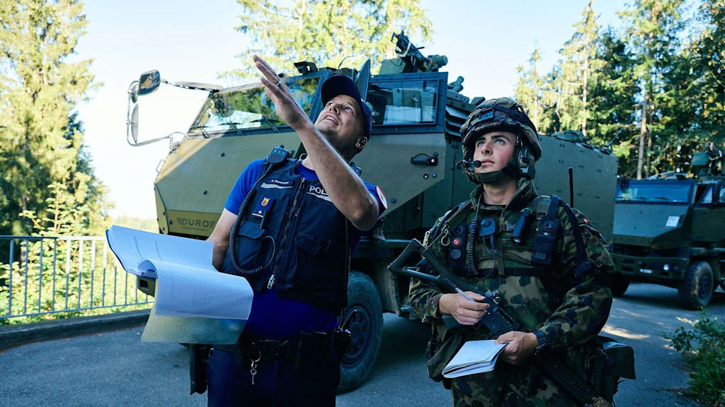 Polizei und Armee bei der gemeinsamen Übung FIDES