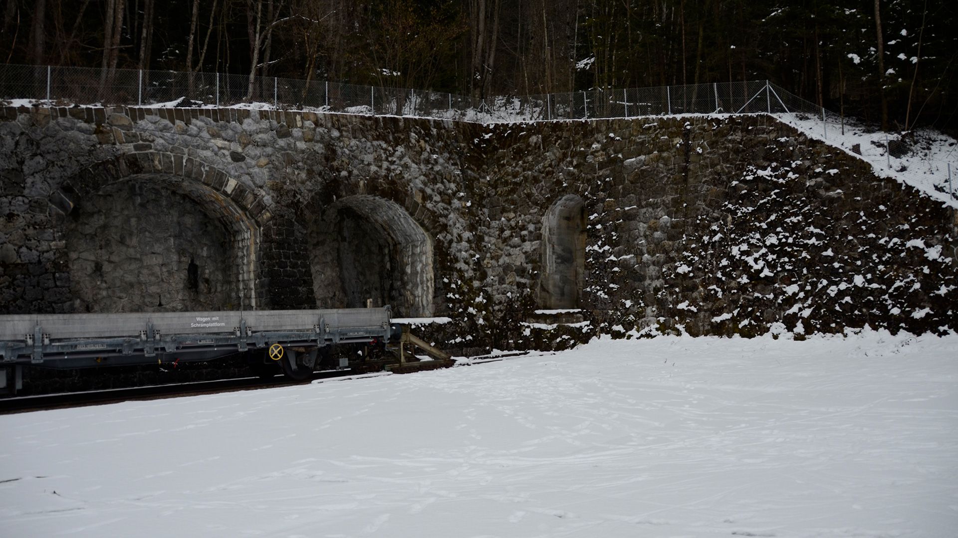 Stolleneingänge des ehemaligen Munitionslagers Mitholz