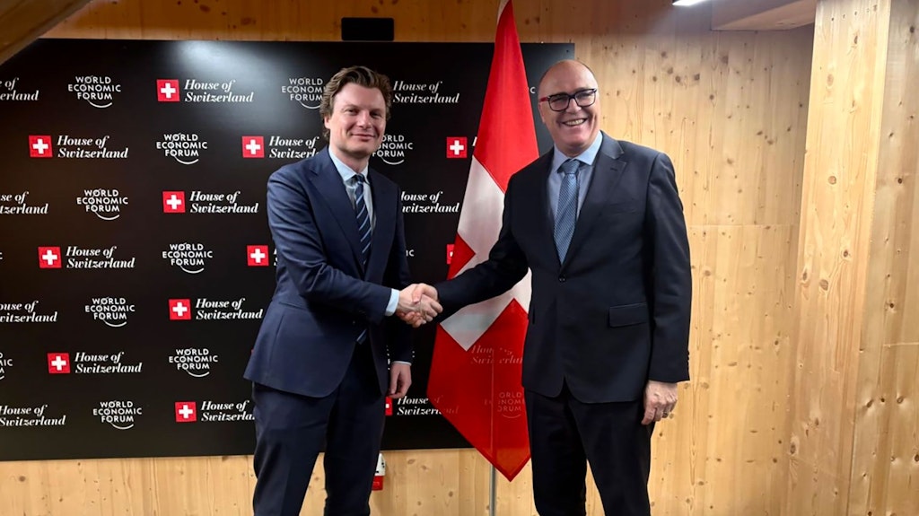 Bundesrat Martin Pfister begrüsst den niederländischen Verteidigungsminister Ruben Brekelmans