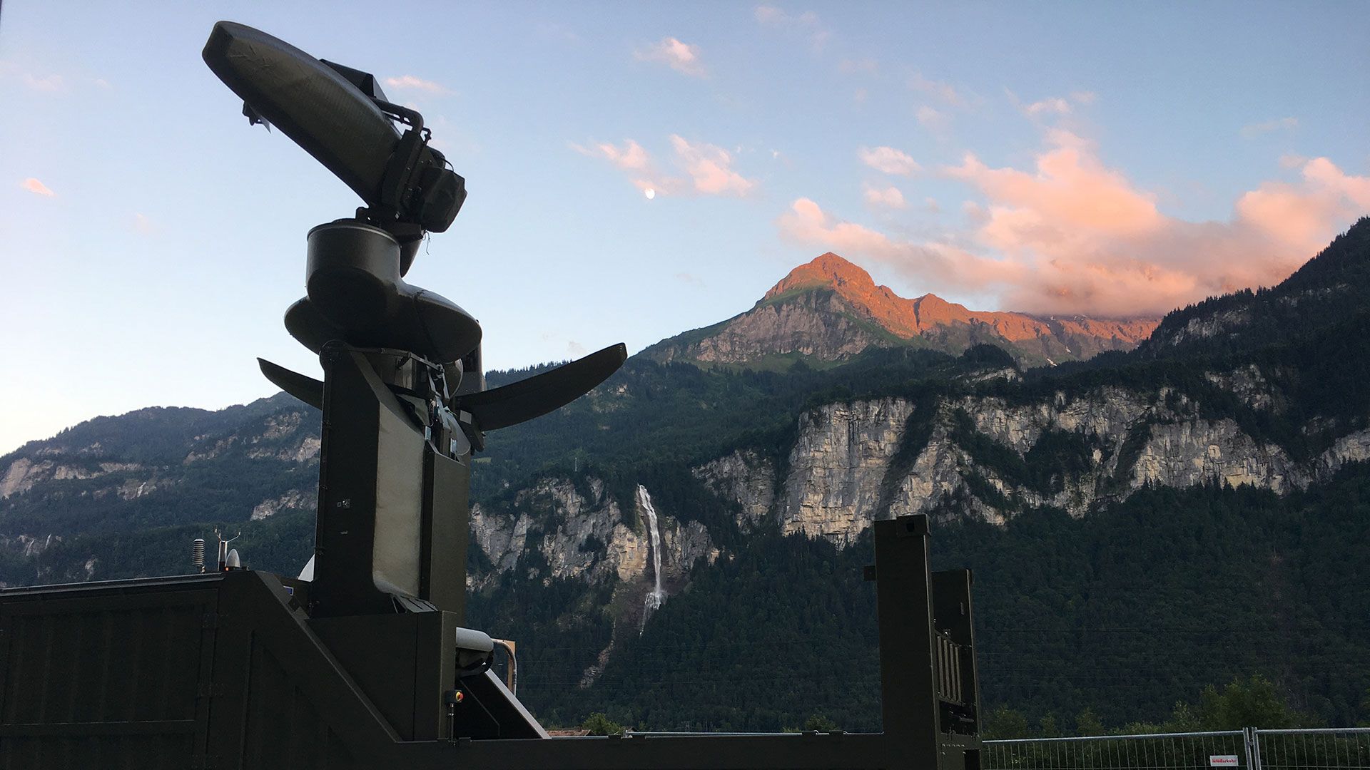 Radar di avvicinamento di precisione per il sistema militare di avvicinamento controllato MALS